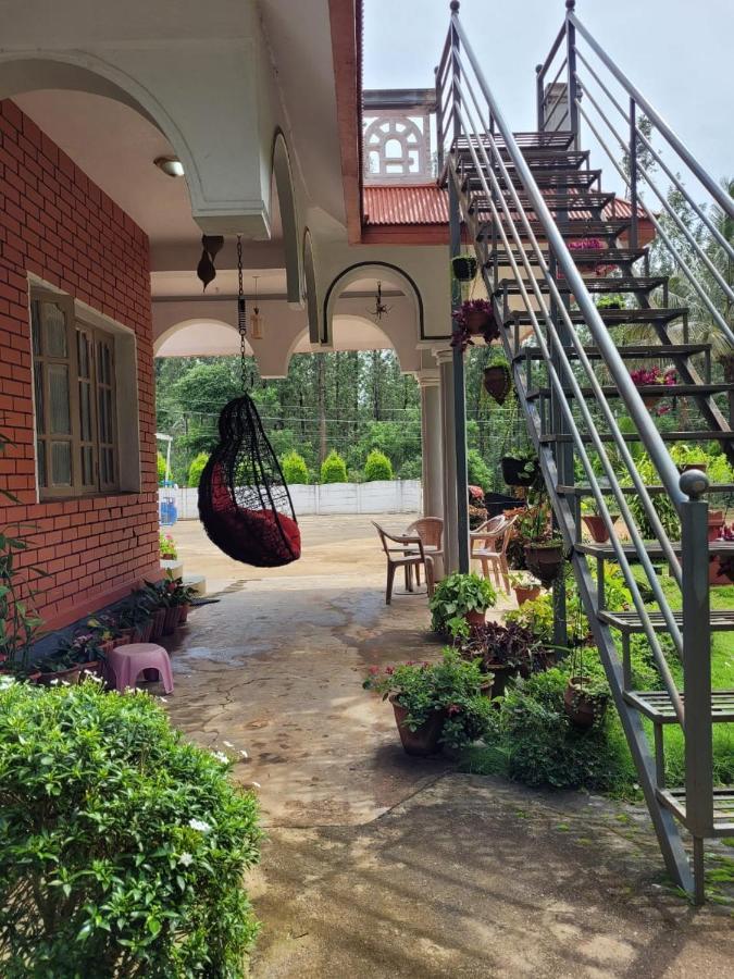 Bluebell Homestay Chikmagalūr Extérieur photo