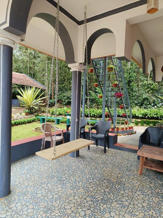 Bluebell Homestay Chikmagalūr Extérieur photo